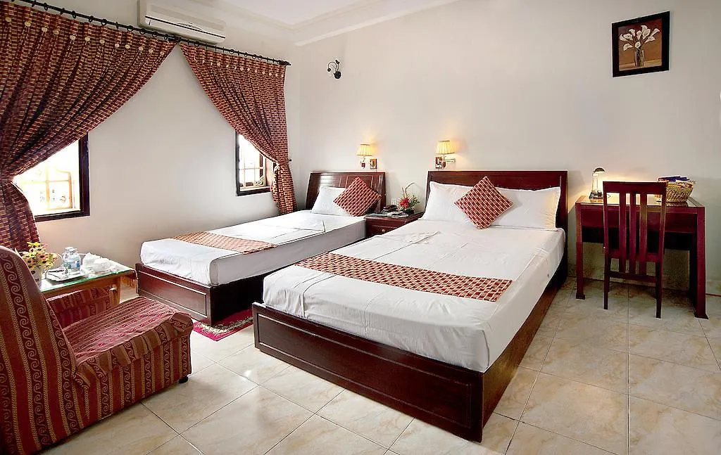 Dai Long Hotel Da Nang 2*,  Vietnam