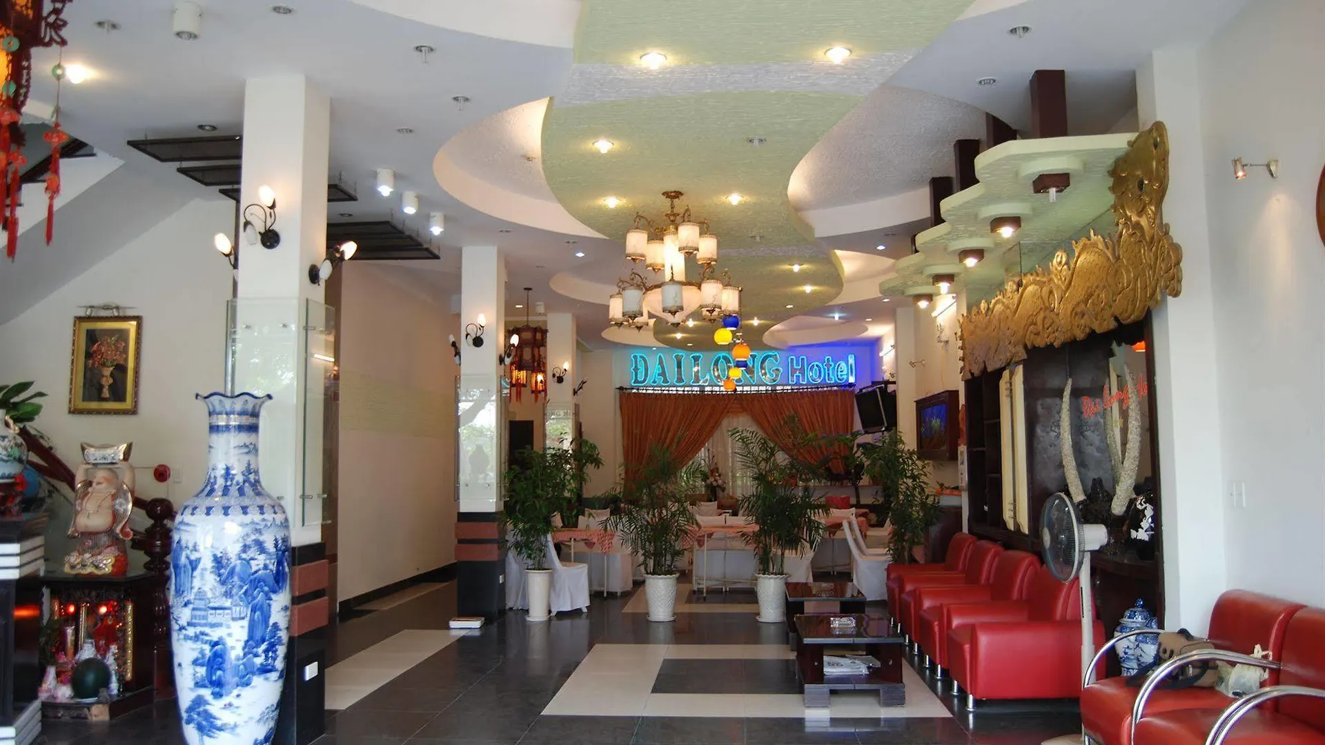Dai Long Hotel Da Nang 2*,